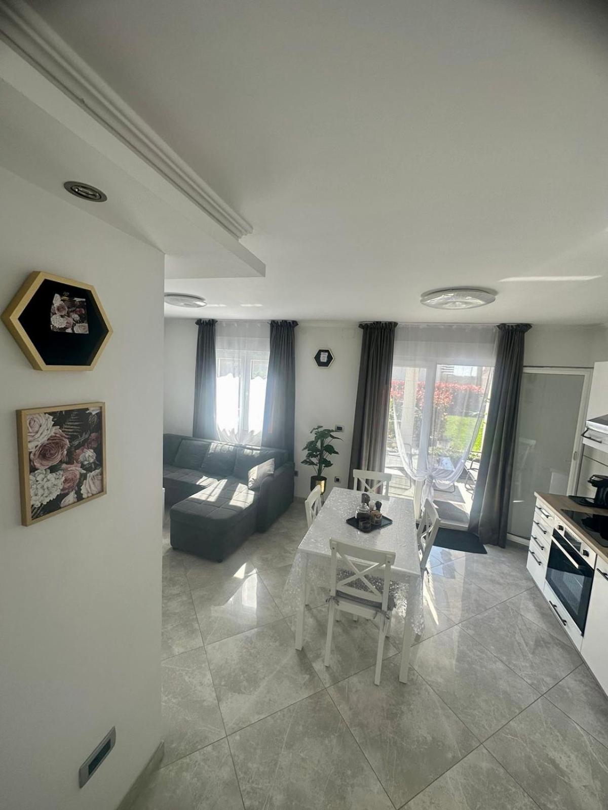 Zonta Maremi With Private Jacuzzi Apartment