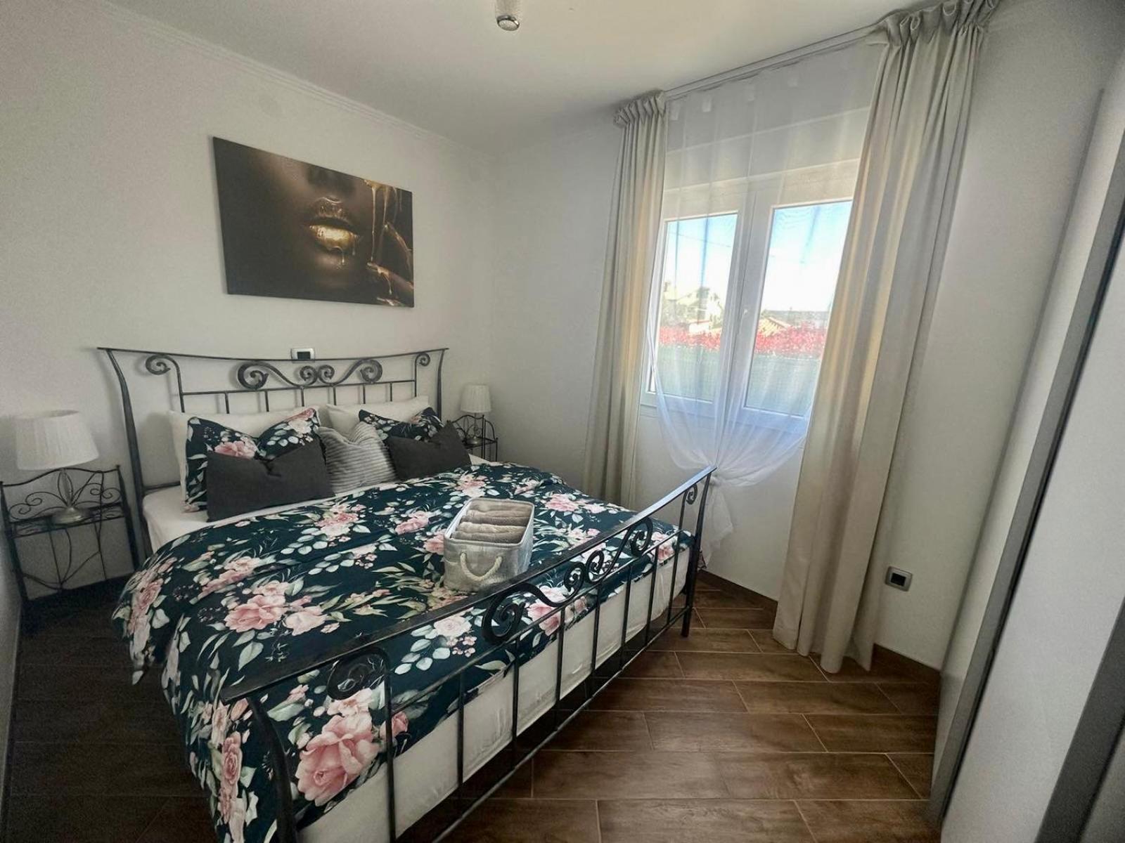 Zonta Maremi With Private Jacuzzi Apartment Buje